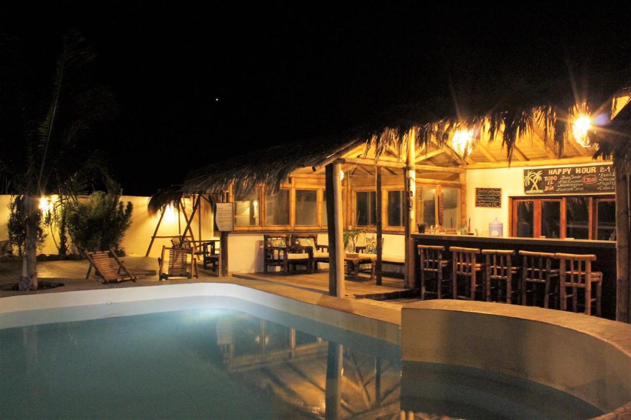 Puerto Antiguo Hotel Los Órganos